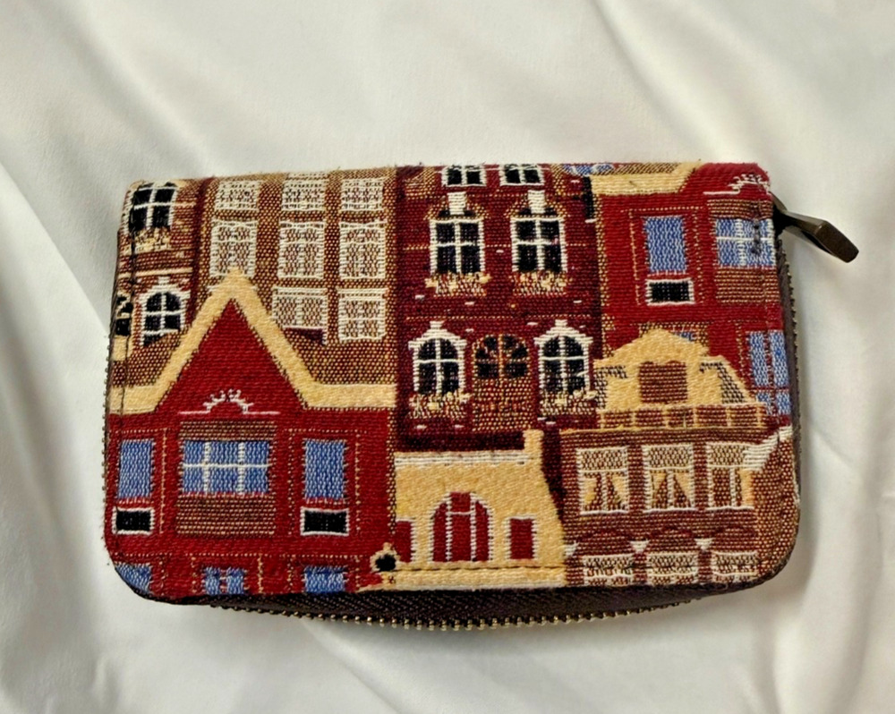 GK Art Belgium -Tapestry Wallet Zip Around -Bruges Houses -Jacquard Woven